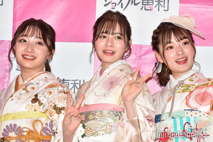石川翔鈴、石川涼楓、夢咲ももな (C)モデルプレス