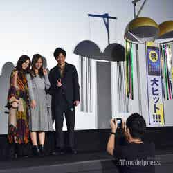 北川景子＆田中圭、観客と記念撮影する一幕も（C）モデルプレス