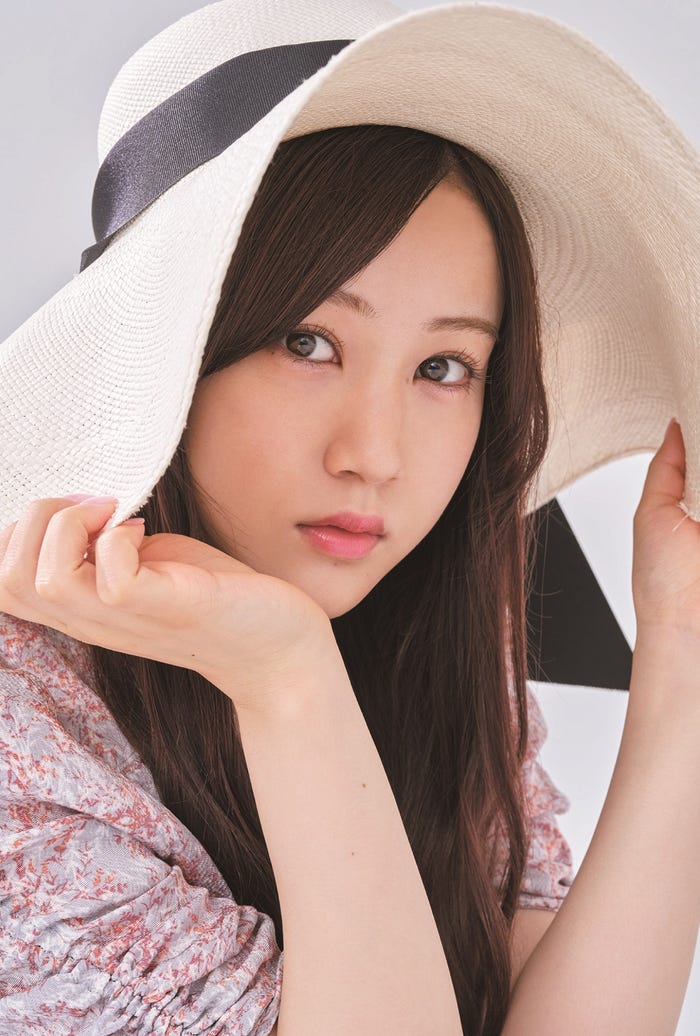 星野みなみ/「B.L.T.2021年9月号」セブンネットショッピング購入特典ポストカード【A】(提供写真)