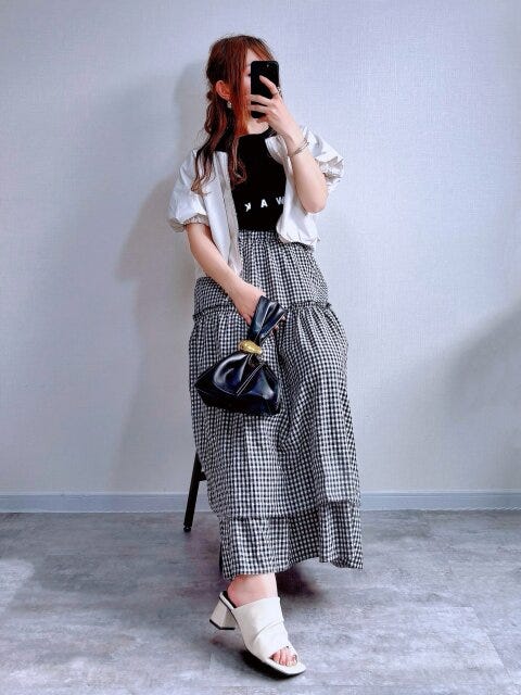 甘さとカジュアルさの旬顔コーデ