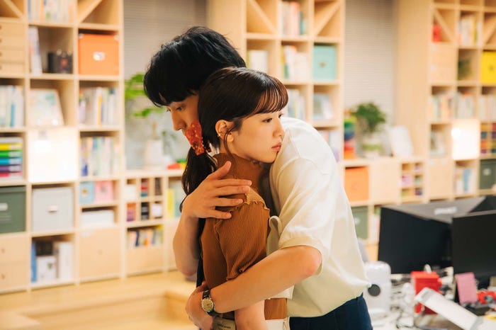 永野芽郁、杉野遥亮/「ユニコーンに乗って」第9話より(C)TBSスパークル/TBS 撮影:加藤春日