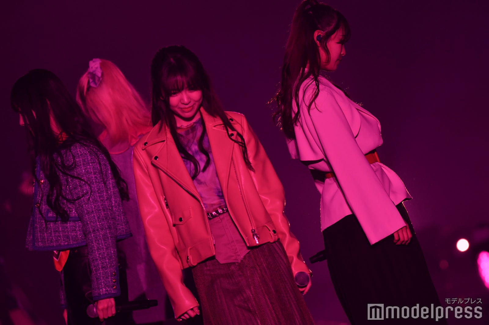 （C）モデルプレス