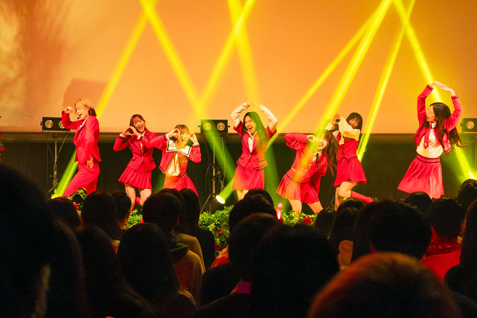 RealRomantic「Debut Showcase Event HELLO」（提供写真）