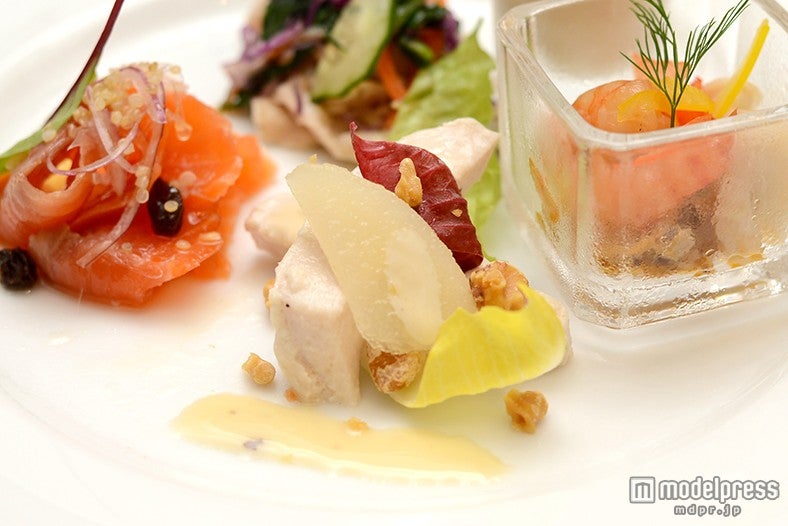 チキンと洋梨のサラダゴルゴンゾーラ風味