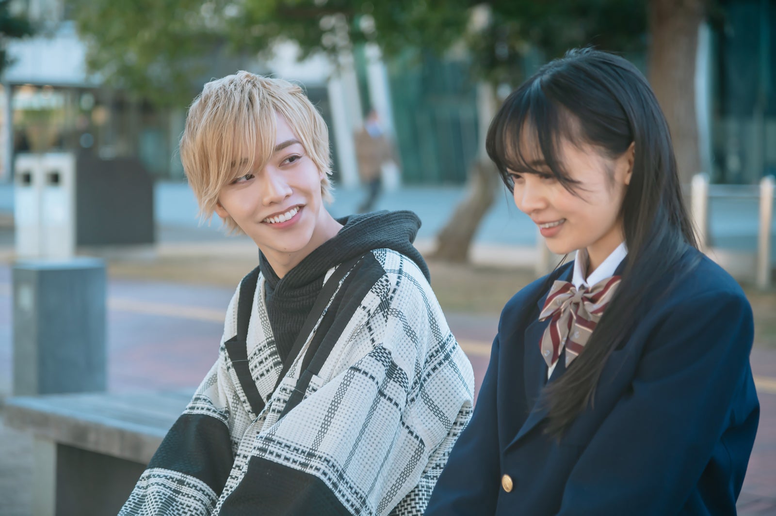 松井奏、林芽亜里「熱愛プリンス」第2話（C）青月まどか／「熱愛プリンス」製作委員会・MBS