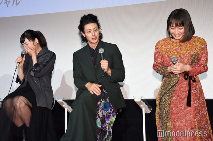 麻生久美子、オダギリジョー、吉岡里帆 (C)モデルプレス