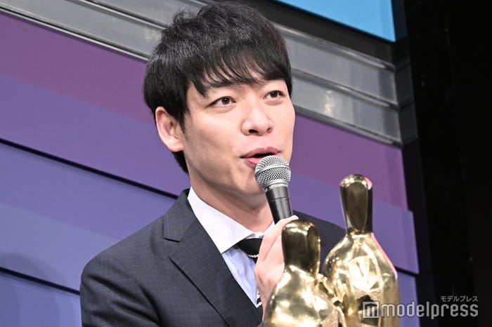 川島明(C)モデルプレス