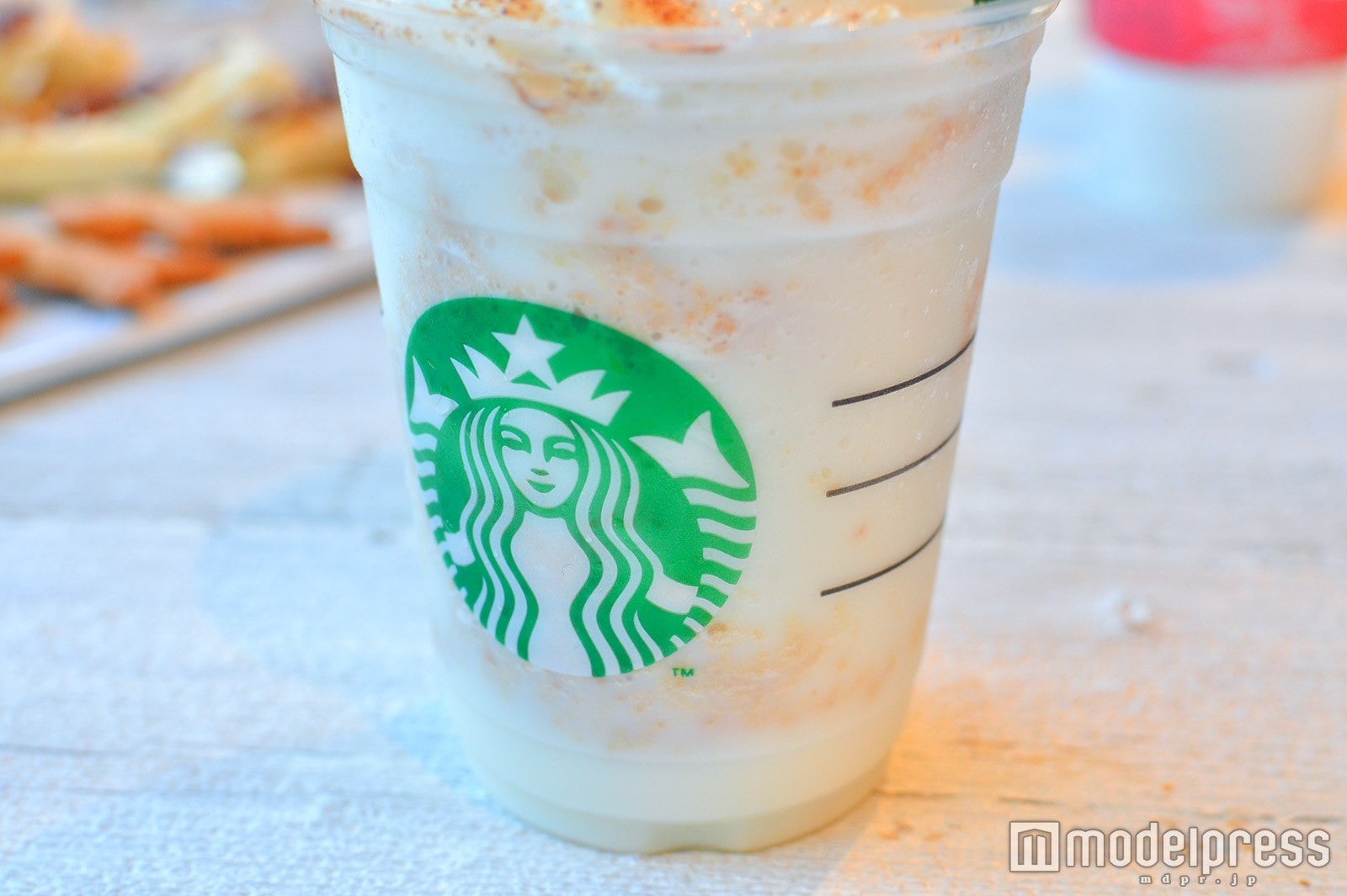 サクサクビスケットがたっぷり（C）モデルプレス