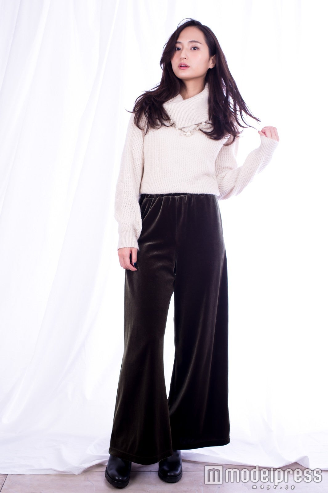 山賀琴子（C）モデルプレス