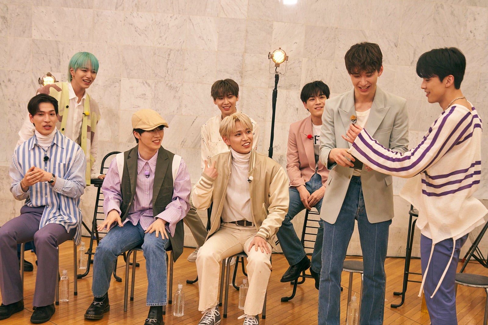 JO1（C）LAPONE Entertainment