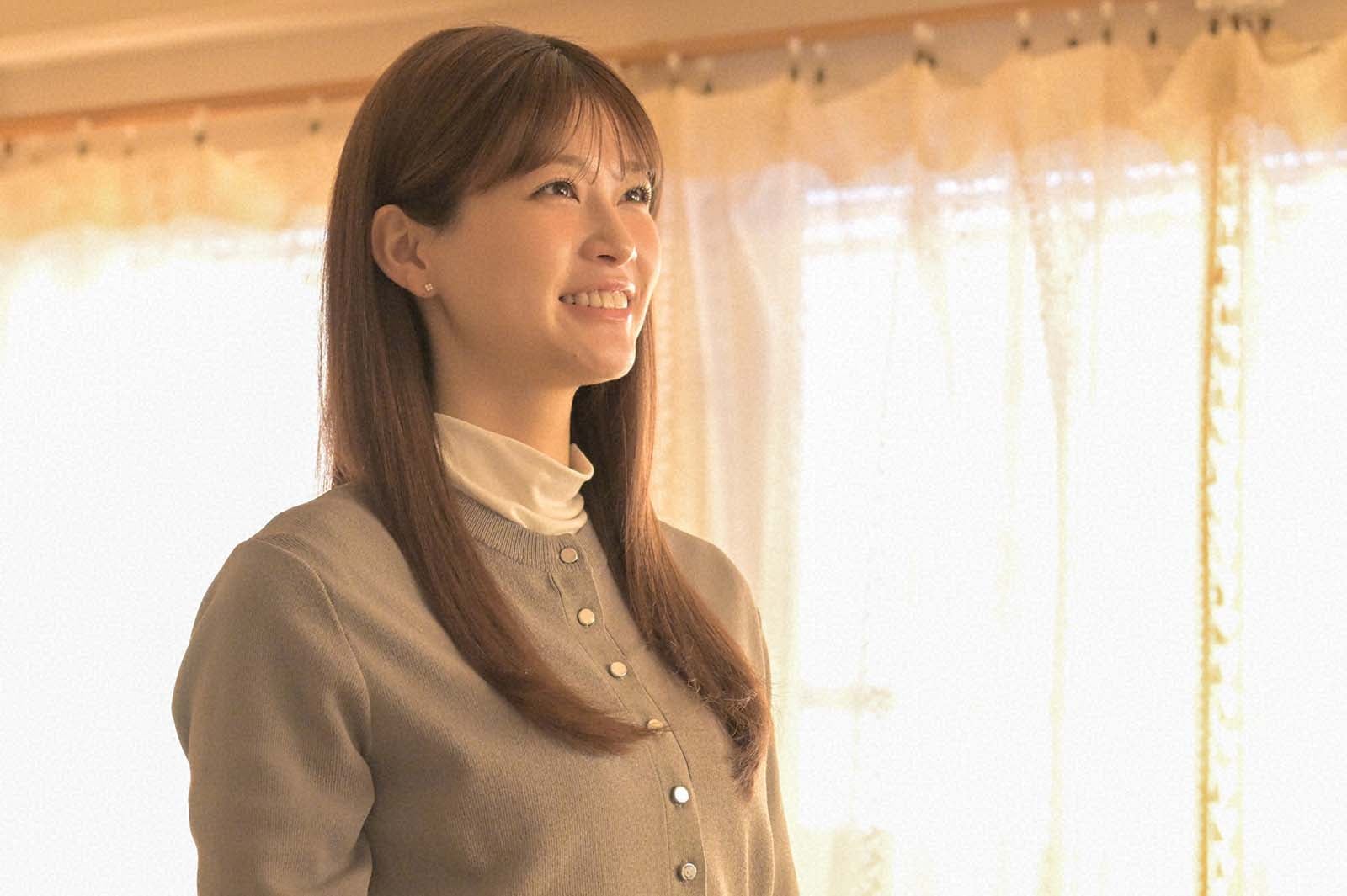 生見愛瑠「くるり～誰が私と恋をした？～」第1話より（C）TBS