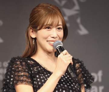 「おへそがかわいい♥」 元NHKアナがジョーダンユニコーデでG戦観戦報告「明日は勝ちたい！」 SNS反響「ショート丈もあるんだ！」
