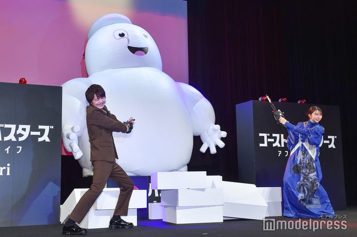 梶裕貴、上白石萌歌(C)モデルプレス