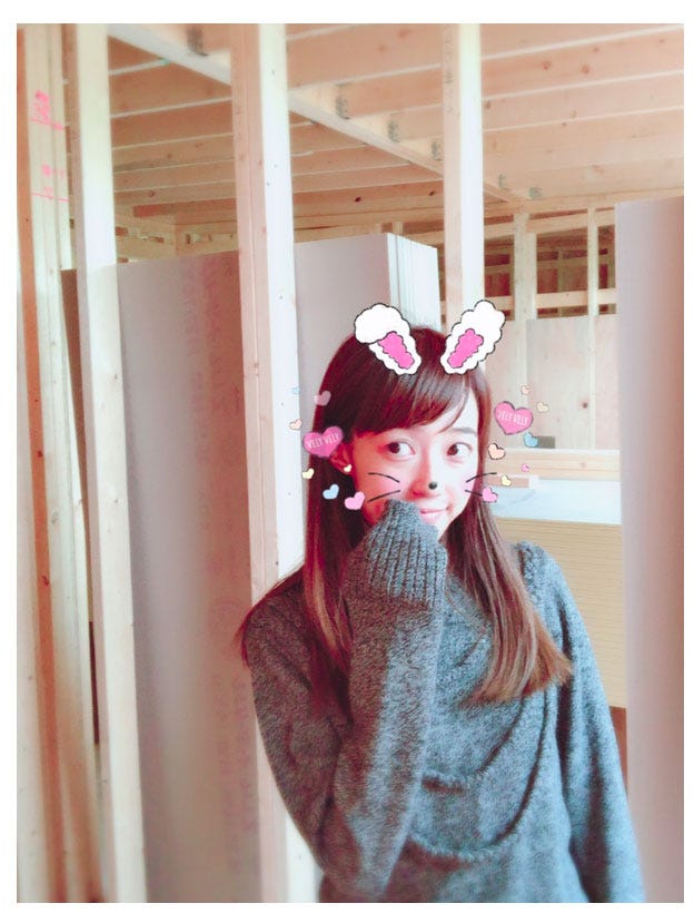 建設中の新居の様子と川崎希/アレクサンダーオフィシャルブログ(Ameba)より