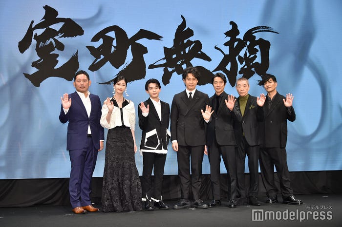 入江悠監督、松本若菜、長尾謙杜、大泉洋、堤真一、柄本明、北村一輝(C)モデルプレス