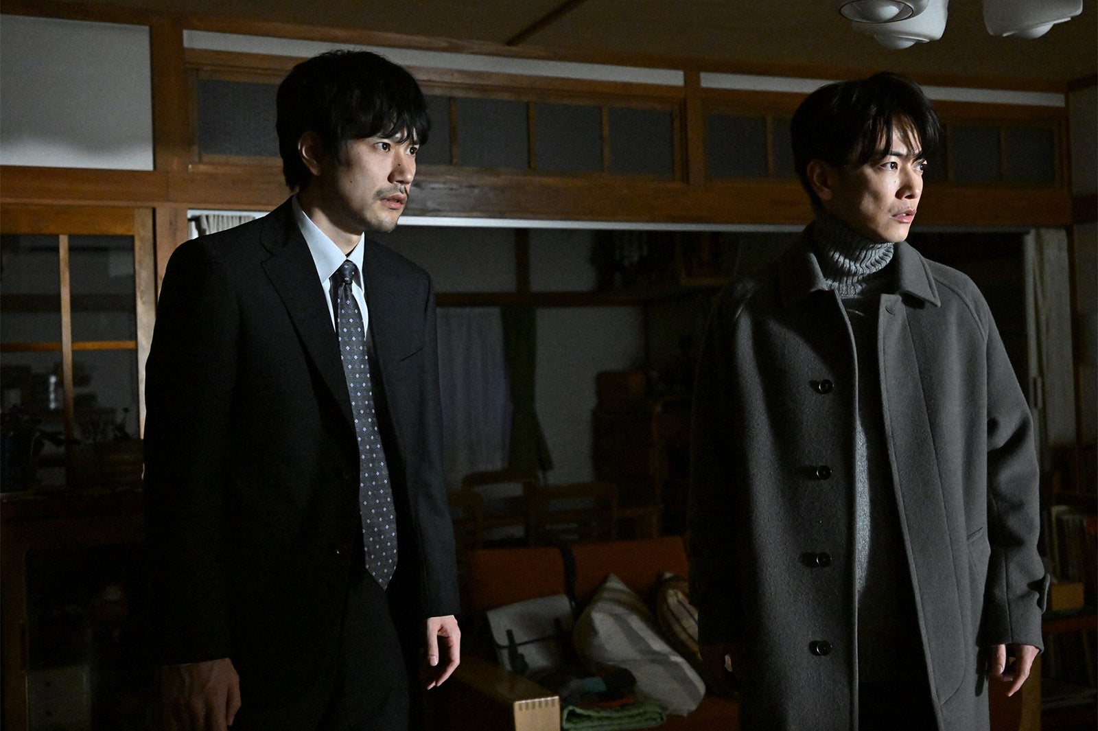 松山ケンイチ、佐藤健／ 「100万回 言えばよかった」第9話より（C）TBS