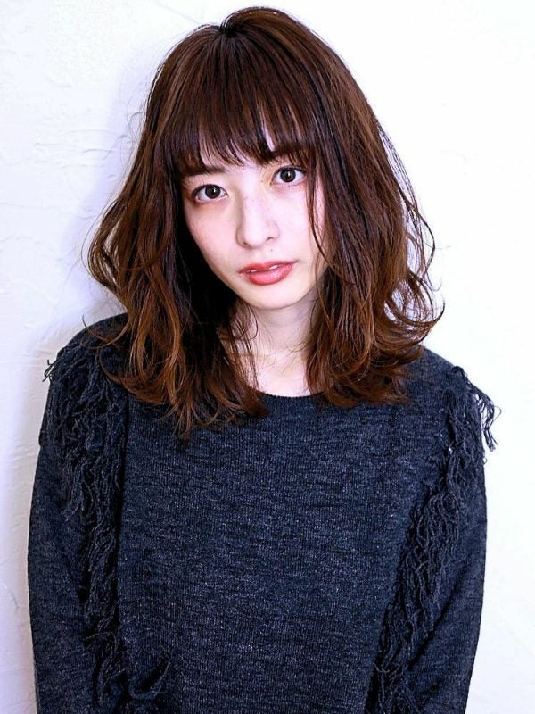 自分に似合う前髪の 幅 って 顔の形別で印象が変わるおすすめの前髪の作り方 モデルプレス 自分に似合う前髪の 幅 って 顔の形別で印象が変わるおすすめの前髪の作り方 モデルプレス