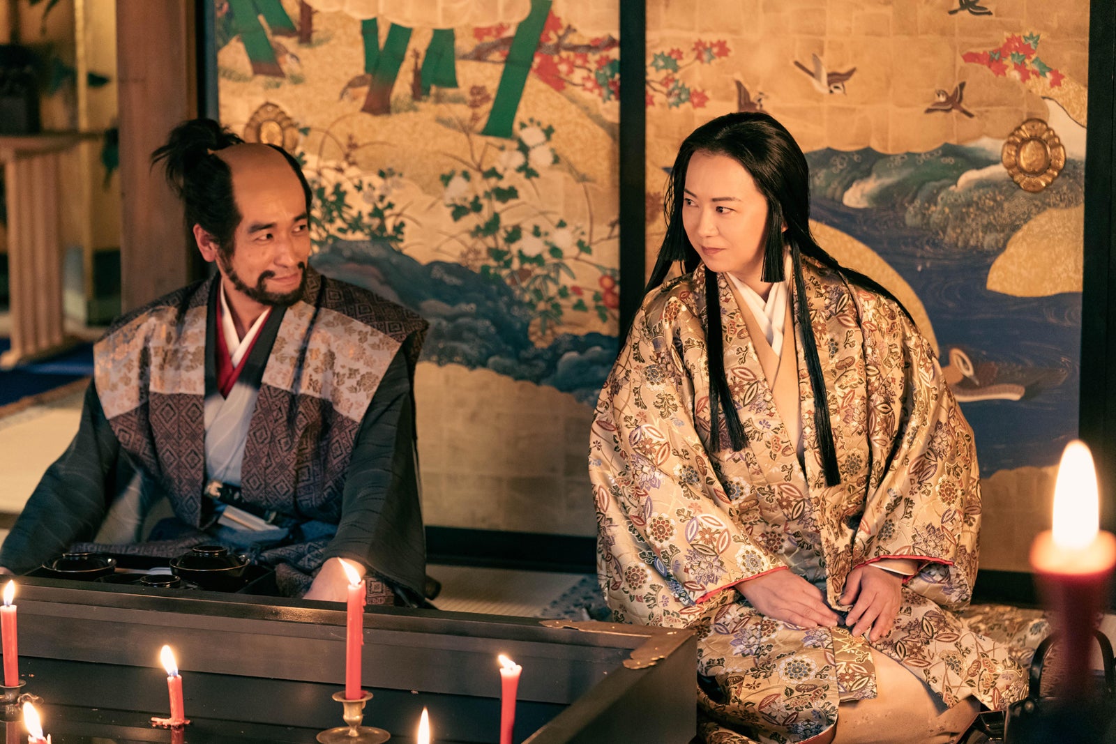 佐藤隆太、和久井映見（C）NHK