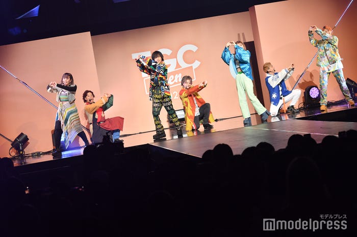 フォーエイト48(C)モデルプレス