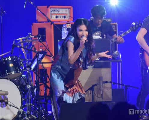 Superflyの“今”を伝える ヒット曲満載のプレミアムライブを披露