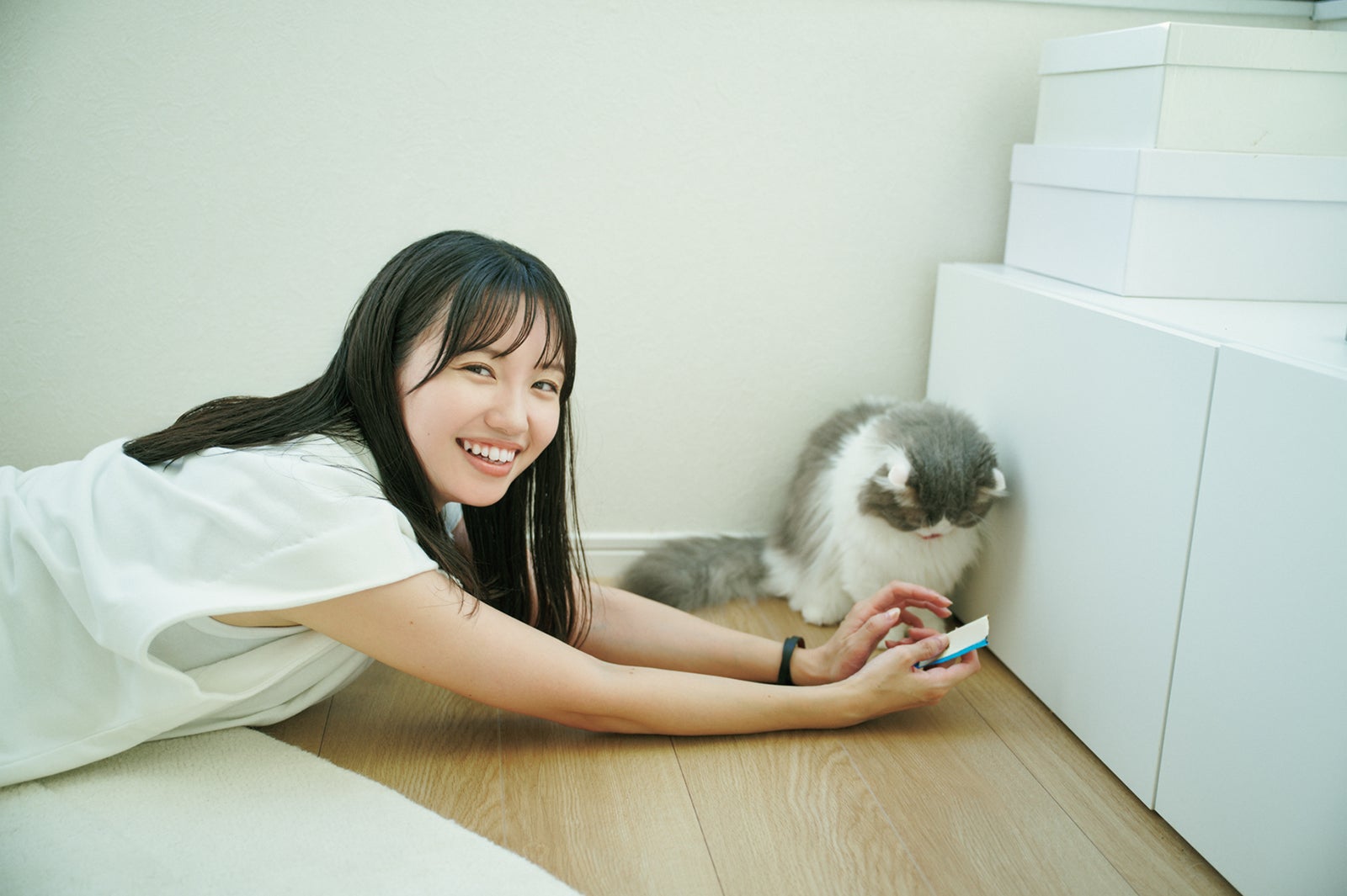 田中瞳アナ「瞳のまにまに」（C）熊木優／講談社