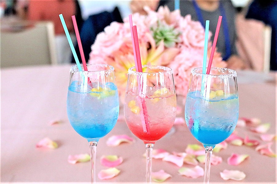 サマーデザートブッフェ カラフルなカクテル