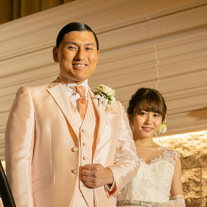 (左から)春日俊彰、大場美奈(画像提供:エイベックス・グループ)