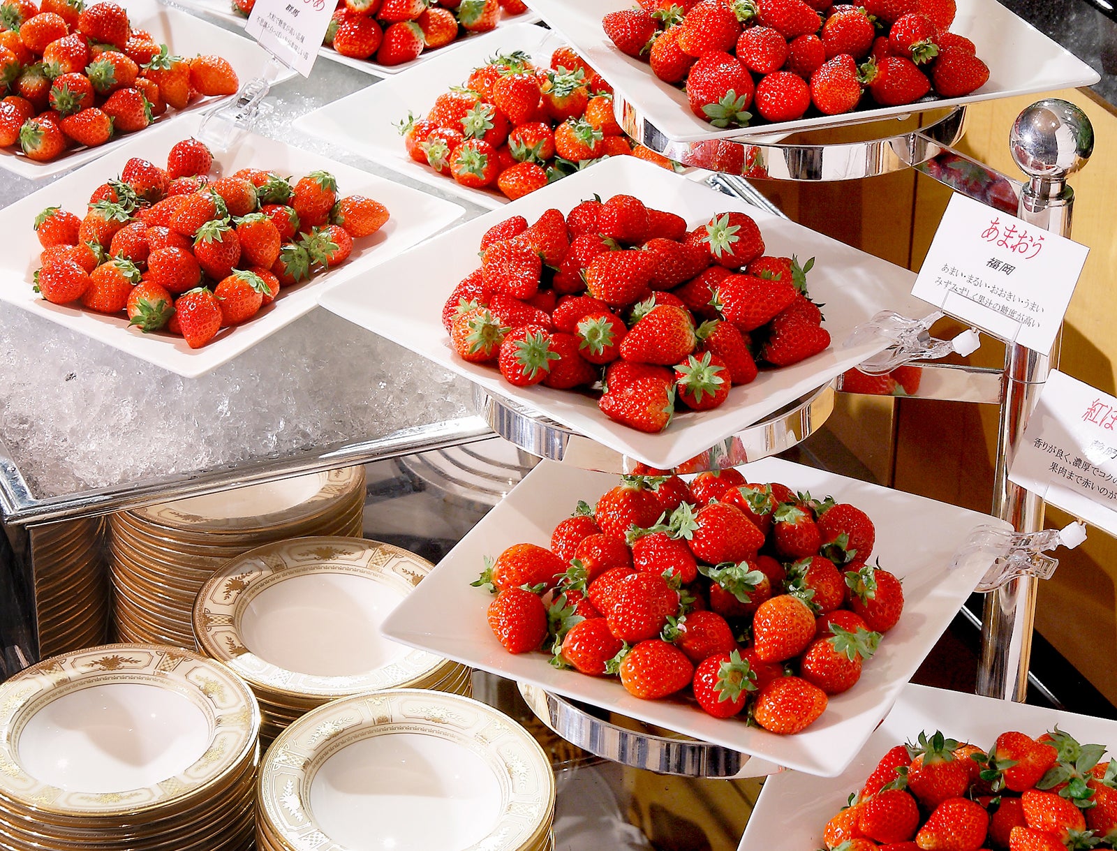 「いちごジャーニー」／画像提供：横浜ベイホテル東急