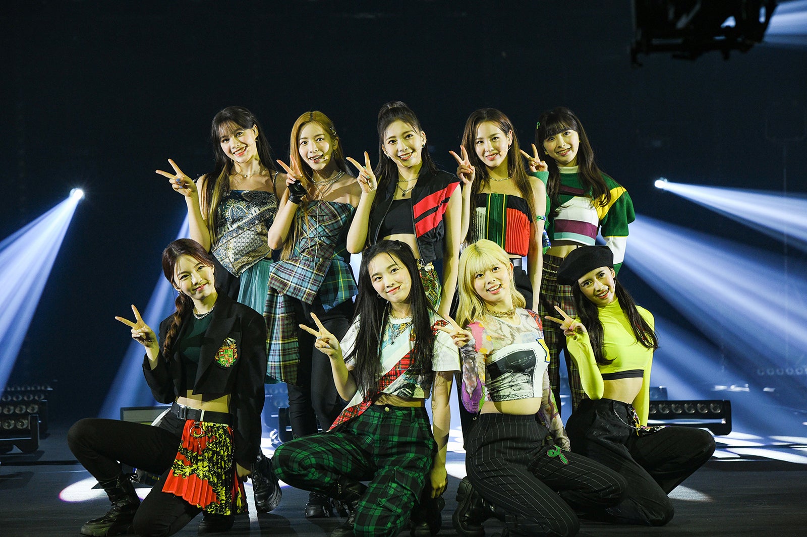 NiziU（C）岸田哲平