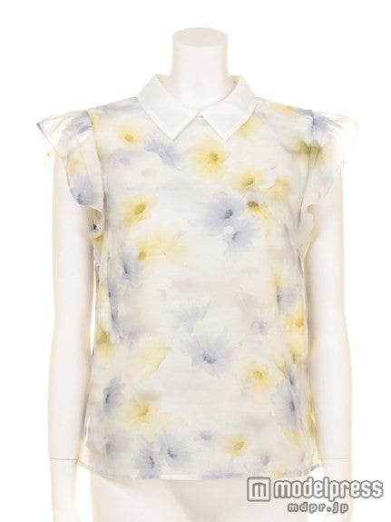 スパンフラワーブラウス「Rirandture」15,552円(税込)