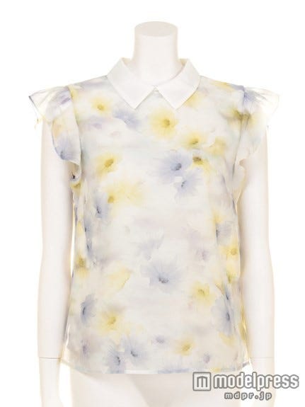 スパンフラワーブラウス「Rirandture」15,552円(税込)