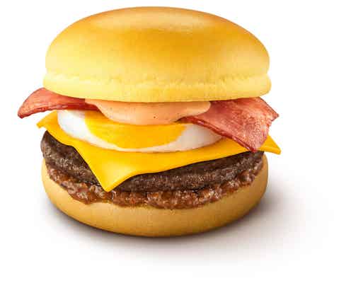 マクドナルド、月見バーガーの秋が来た!新作「七味香る 牛すき月見」や人気の「月見パイ」も登場