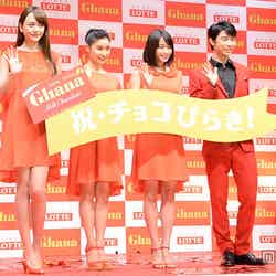 （左から）松井愛莉、土屋太鳳、広瀬すず、羽生結弦選手
