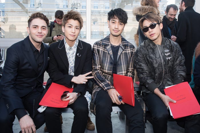 左から:グザヴィエ・ドラン、岩田剛典、斎藤工、NAOTO(C)LOUIS VUITTON/SHOICHI KAJINO