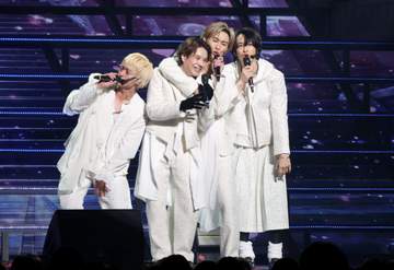 A．B．C-Z 来年デビュー15周年へ「ありったけのラブ」ぶつけた 約10年ぶりの写真集も発売へ