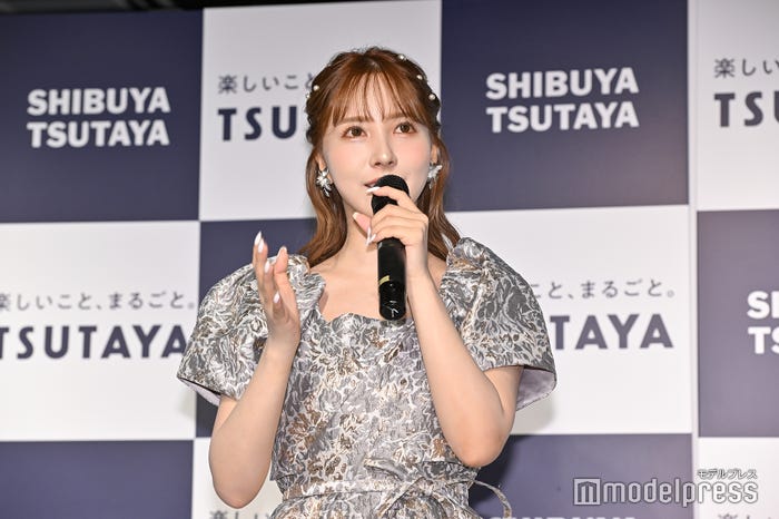 三上悠亜(C)モデルプレス