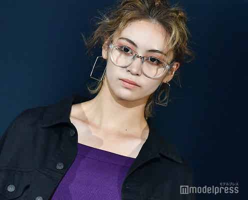 E-girls楓、おしゃれメガネで雰囲気ガラリ ストリートコーデがお似合い<TGC富山2019>