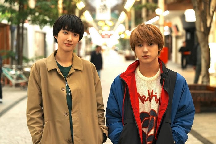 瑚々、荒木飛羽(C)野々村朔・libre/NBCユニバーサル・エンターテイメントジャパン