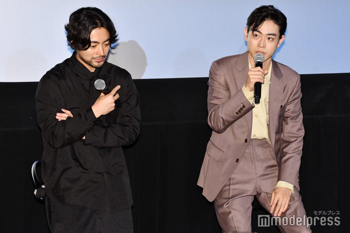 山田孝之、菅田将暉 (C)モデルプレス