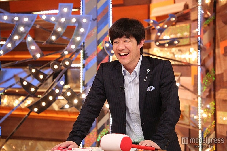 新番組「痛快TV スカッとジャパン」20日放送分／MCを務める内村光良（C）フジテレビ