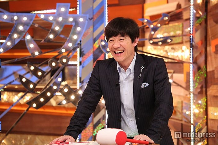 新番組「痛快TV スカッとジャパン」20日放送分/MCを務める内村光良(C)フジテレビ