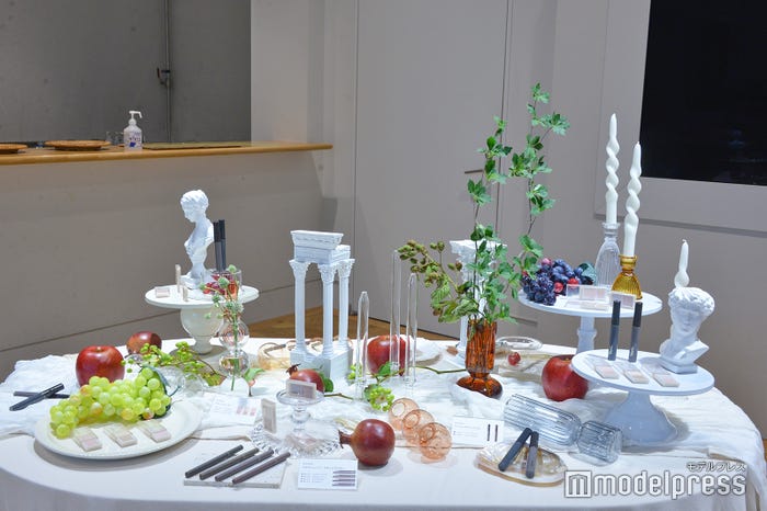 エクセル(C)モデルプレス