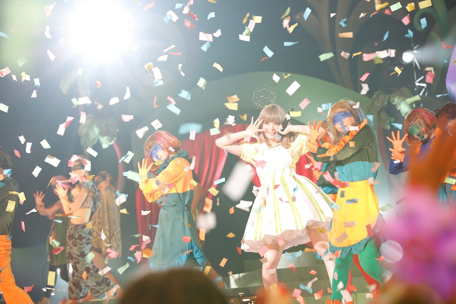 きゃりー、海外アーティストとコラボで新境地開拓