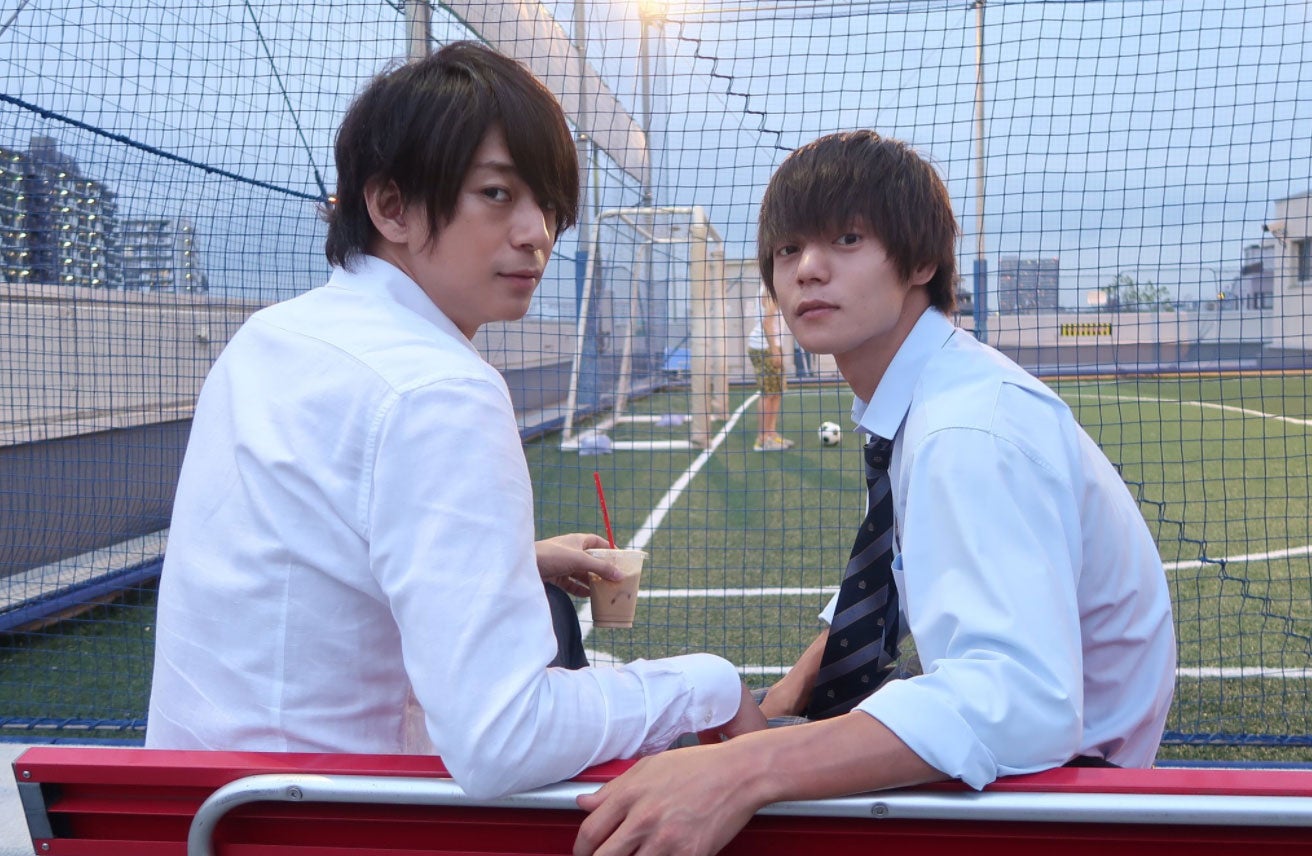 窪田正孝＆三浦翔平の「ダブルデートなう」写真に胸キュン　映り込む人物にも注目＜僕たちがやりました＞