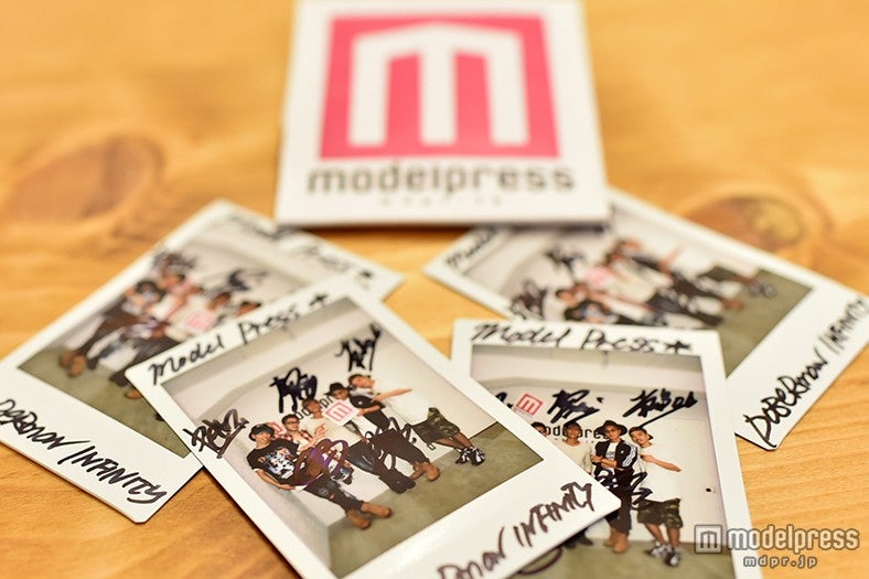 DOBERMAN INFINITY、サイン入りチェキプレゼント＜モデルプレス読者