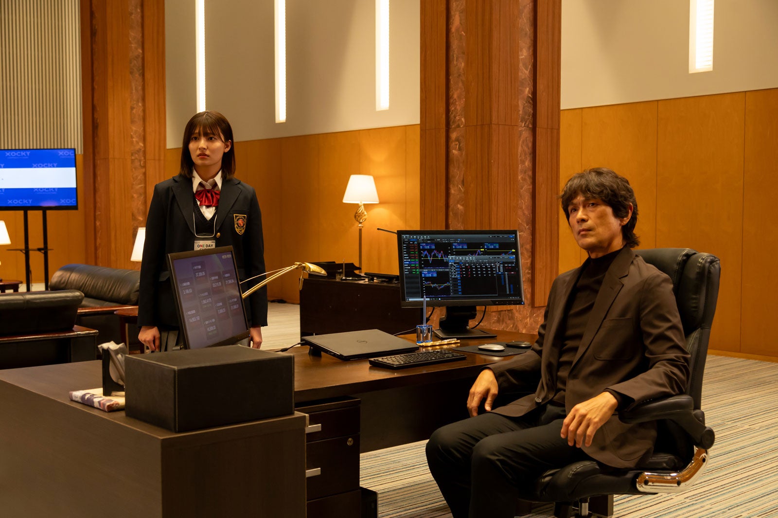 吉川愛、江口洋介「マルス-ゼロの革命-」第6話より（C）テレビ朝日