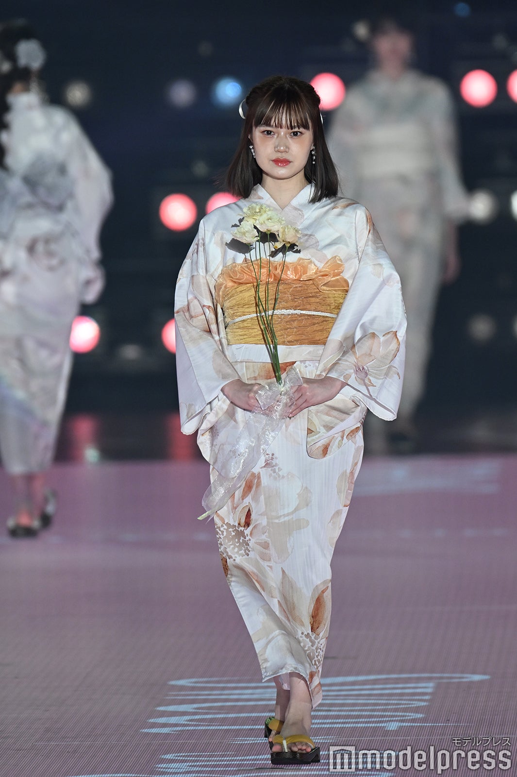 野崎智子（C）モデルプレス