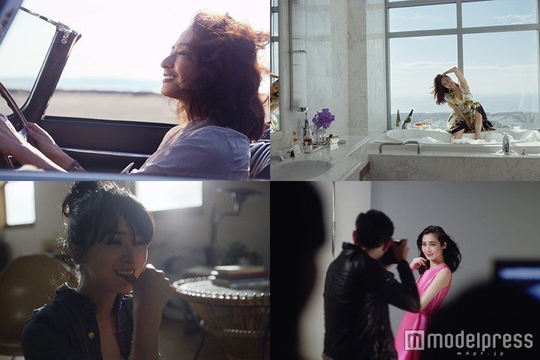 亜希・佐田真由美らが美の競演「悲しみや後悔を愛しながら生きていく」