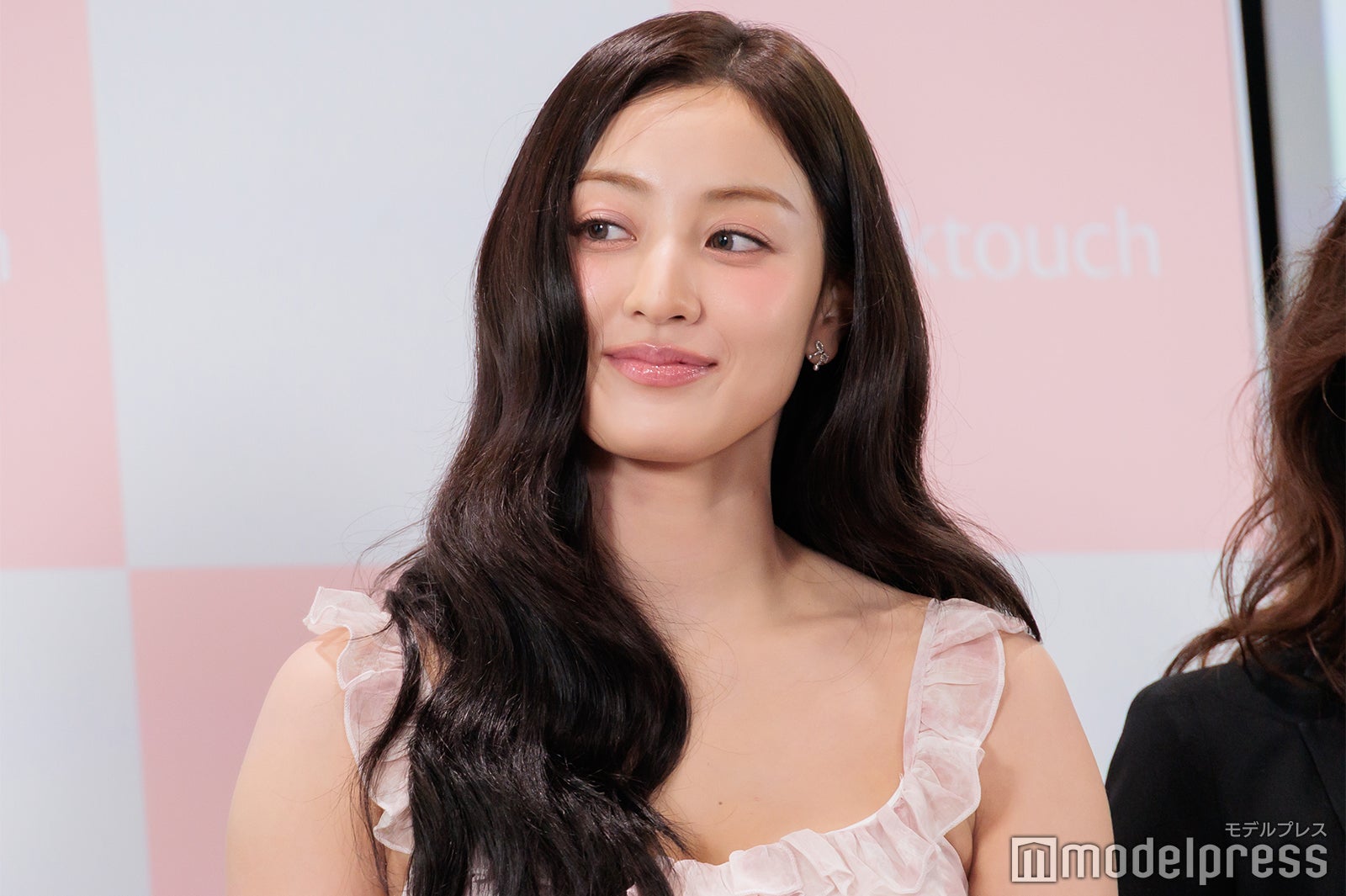 ジヒョ（C）モデルプレス