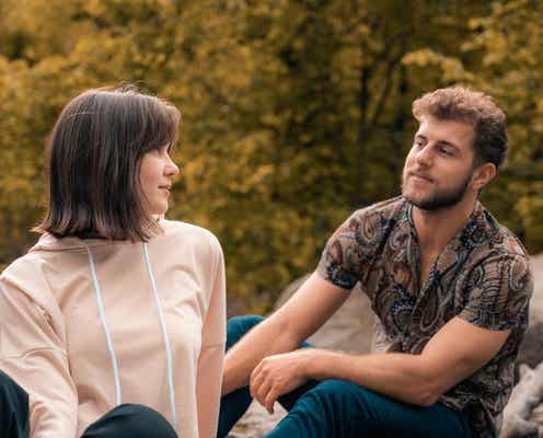 気づいてる 人見知り男子がこっそりしてる 好きアピール モデルプレス 気づいてる 人見知り男子がこっそりしてる 好きアピール モデルプレス